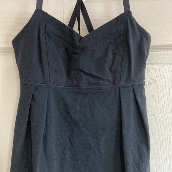 Lululemon tank top with flowy bottom - Picture 2 of 4